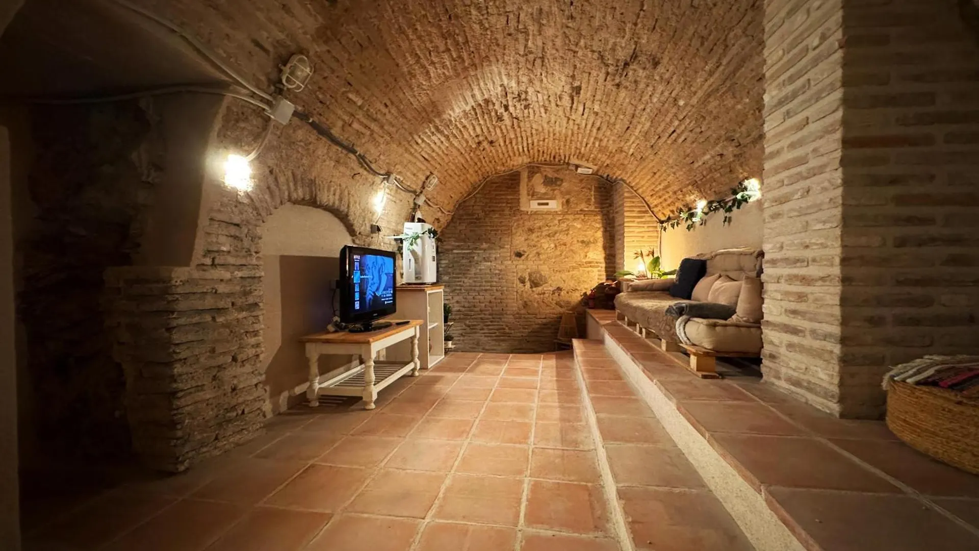 Suite Con Cueva Romana/Roman Cave * Early Check-In Toledo 0*,